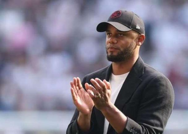 有能！弗罗因德：孔帕尼很懂球员，他是完美主帅希望他长期执教