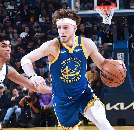 波杰姆：希望将我的比赛推向新高度 要让球队老将主动信任自己