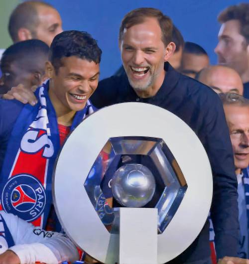 图赫尔：我们需要球迷支持英格兰，现场球迷对威尔士的支持太多了