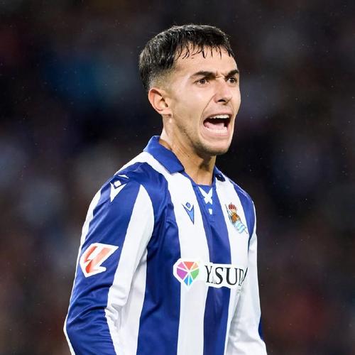 记者批皇马：1.2亿签琼阿梅尼+卡马文加，却不愿6000万买苏维门迪