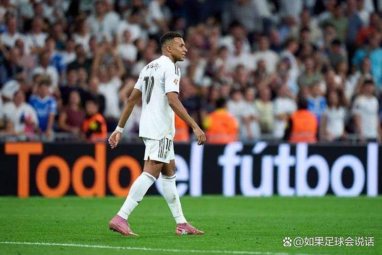 德尚：姆巴佩伤势没有恶化，但被换下前他脚踝受伤的地方又被撞了