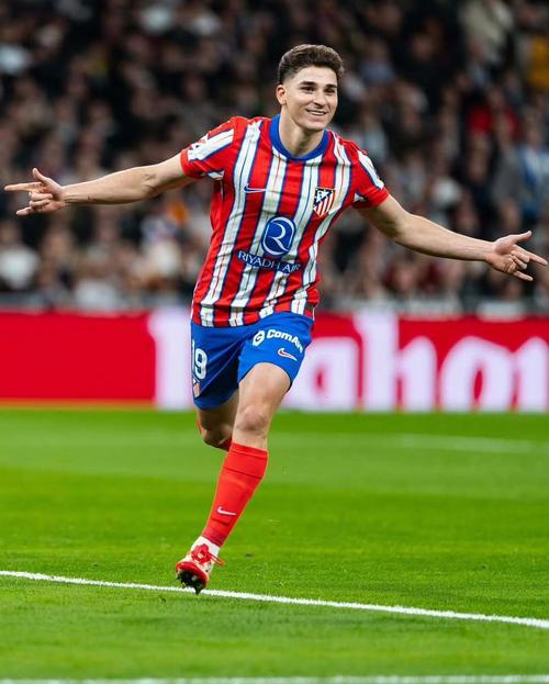 我们的骄傲！马竞祝贺苏亚雷斯：职业生涯进球数达600球❤️🤍