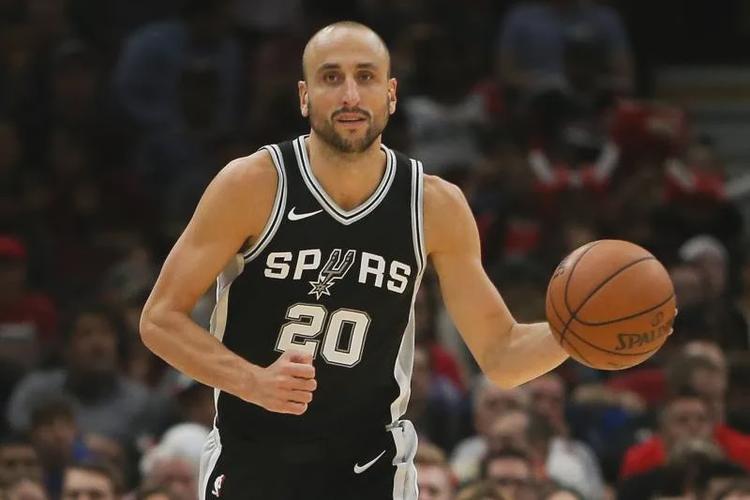 阿克利乌舍：没能拿下3分有些失望，对自己替补登场的表现满意