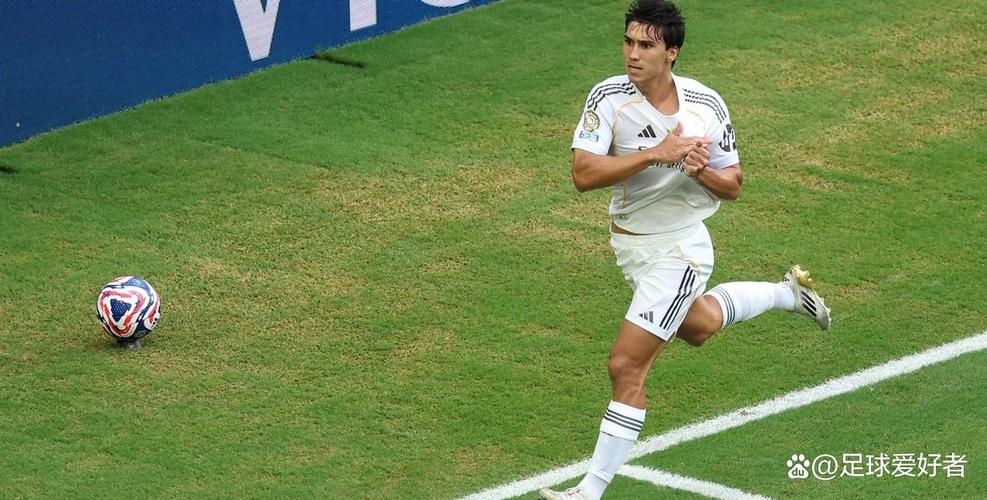 萨基：想看齐达内执教尤文图斯，他在皇马的攻势足球太漂亮了