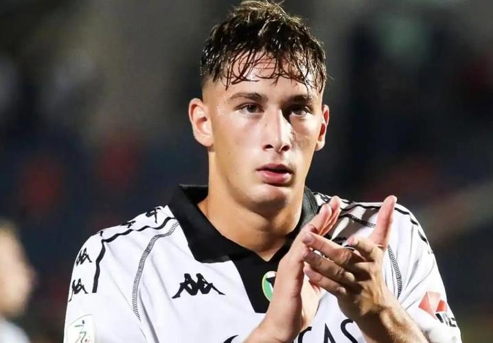 非卖品!米体:国米计划为皮奥-埃斯波西托涨薪,已拒5000万报价