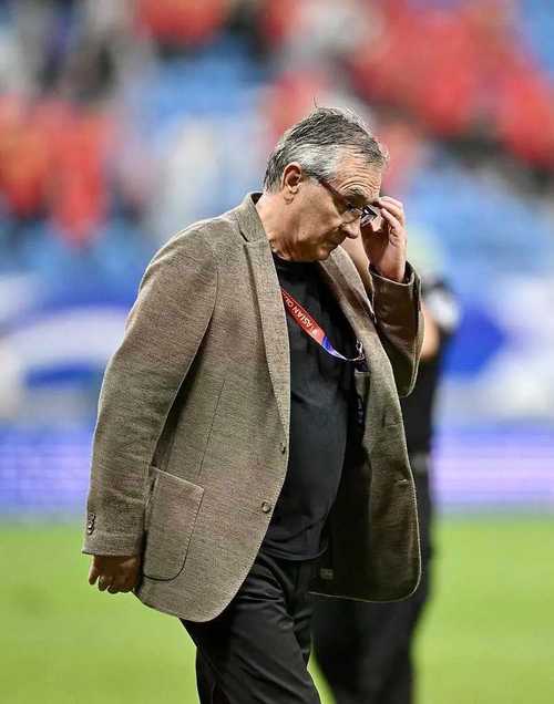 伊万:跑动量不足一直是国足的大问题,中国球员缺乏战术灵活性