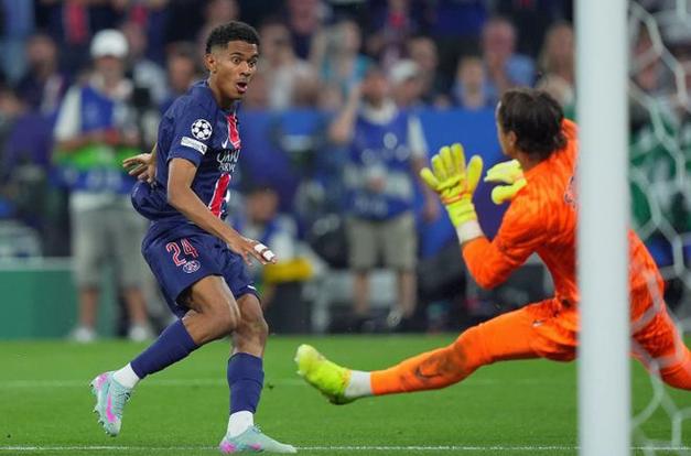 进球大战！马尤卢进球，巴黎3-3扳平斯特拉斯堡