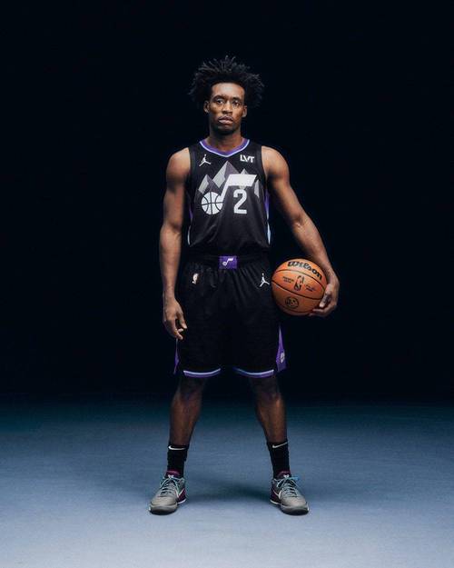 上赛季是爵士队史首次单赛季60+负！其余各队都有单赛季60+负历史