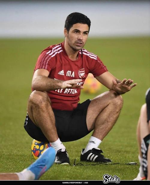 汉茨科：阿森纳绝对是世界最强球队之一，定位球表现是世界最好的