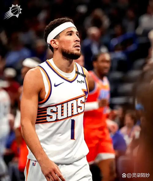 详细阅读:官方:布兰登-米勒遭左肩半脱位 明日缺战热火并将接受重新评估 官方:布兰登-米勒遭左肩半脱位 明日缺战热火并将接受重新评估