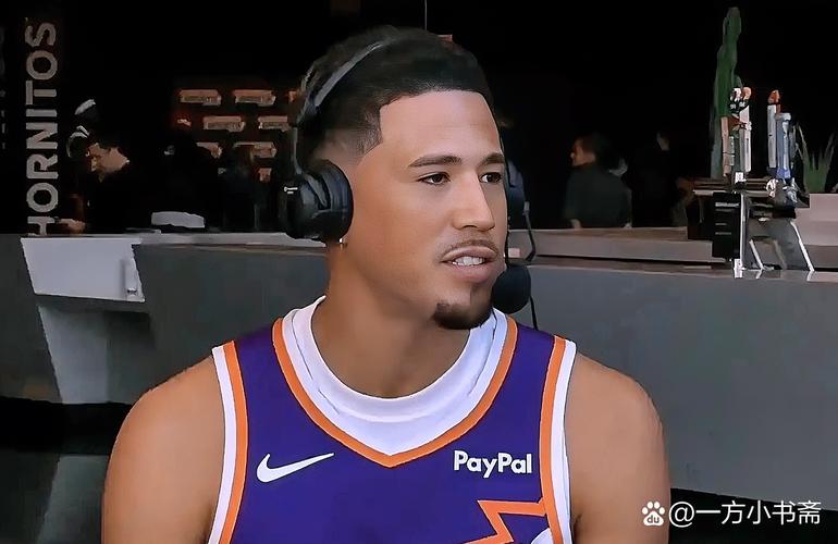 狄龙:布克打得更具侵略性了 他找到了制造罚球机会的方法