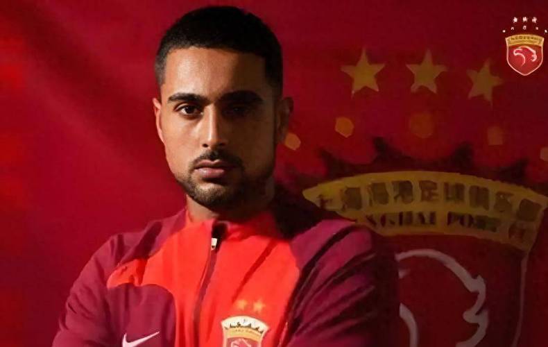 记者：加布里埃尔未现身海港今日训练，莱昂纳多佩戴护具单独训练