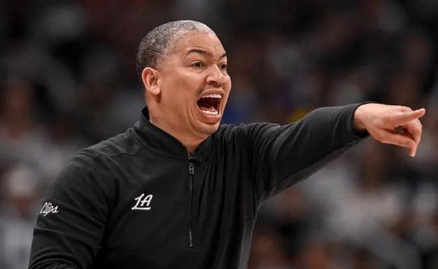 泰伦-卢:比尔对自己的表现感到沮丧 但一切都会好起来的