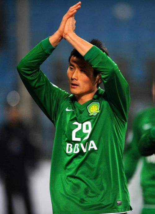 详细阅读:兜兜转转回归土帅?国足新帅选谁:李金羽、邵佳一、韩鹏、于根伟 兜兜转转回归土帅?国足新帅选谁:李金羽、邵佳一、韩鹏、于根伟