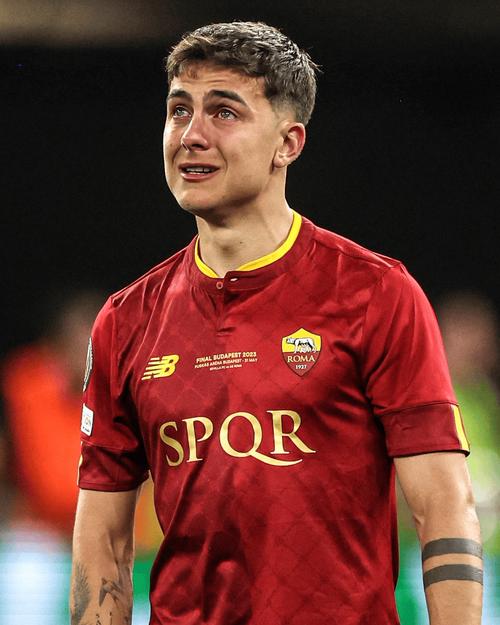 详细阅读:意媒:迪巴拉左大腿屈肌受伤,若伤情较重可能12月初才能复出 意媒:迪巴拉左大腿屈肌受伤,若伤情较重可能12月初才能复出