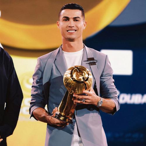 详细阅读:能想象到自己退役吗?C罗:可以,到时候我很有可能会哭 能想象到自己退役吗?C罗:可以,到时候我很有可能会哭