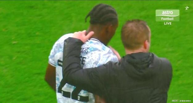 一泻千里！蓝狐圣徒英冠惨遭三连败，身价联赛前三积分均在下半区