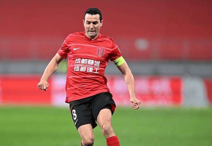 详细阅读:周定洋:在亚冠拿下我们第一个客场积分,为拼搏的小伙子自豪 周定洋:在亚冠拿下我们第一个客场积分,为拼搏的小伙子自豪