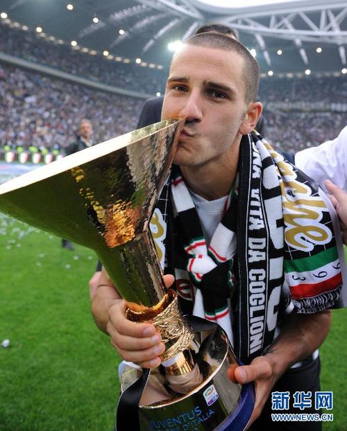 详细阅读:确实不擅欧冠😅孔蒂执教6届欧冠3度小组淘汰,带拿波里4场仅1胜 确实不擅欧冠😅孔蒂执教6届欧冠3度小组淘汰,带拿波里4场仅1胜