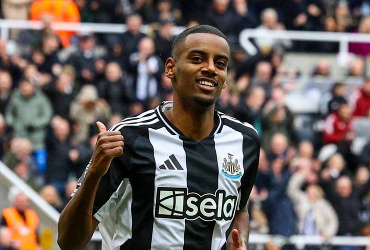 欧冠仍未开张！伊萨克替补出战29分钟：2射1正+1关键传球 仅6.2分